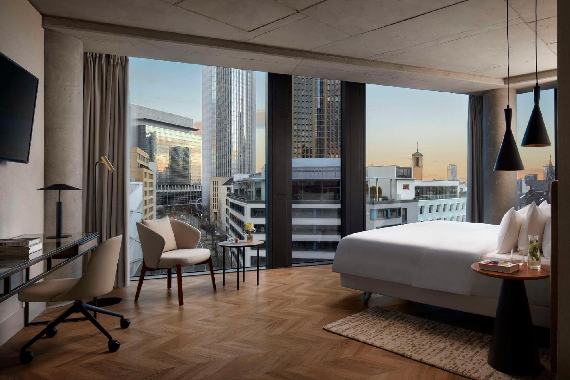 Отель Nh Collection Frankfurt Spin Tower Франкфурт-на-Майне Экстерьер фото
